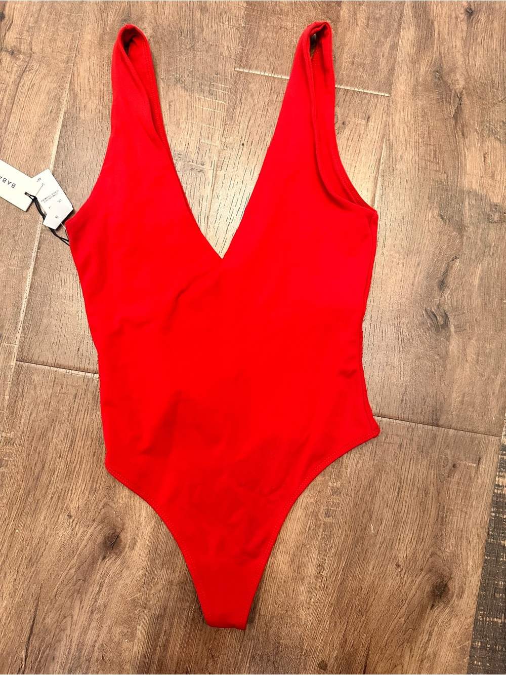 Babaton Aritzia  double v bodysuit red size S/P NWT